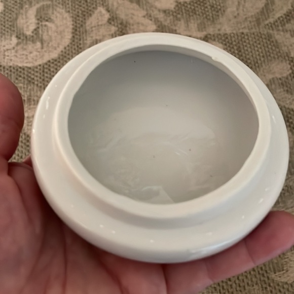 Porcelain Cupcake w/Flowers Vintage - Picture 4 of 8